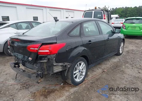 2018 Ford Focus Se z USA, uszkodzony, nr VIN 1FADP3F2XJL206441
